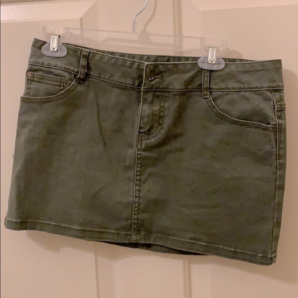 Short Green Denim Skirt🌱